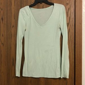Simple long sleeve shirt